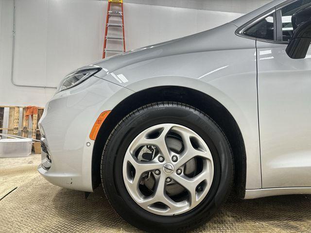used 2024 Chrysler Pacifica car, priced at $32,350