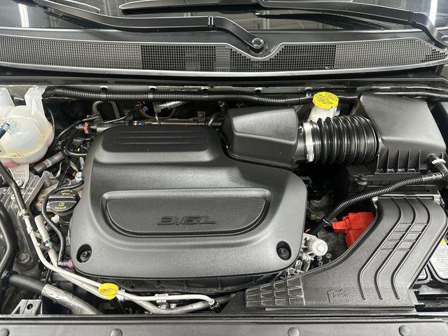 used 2024 Chrysler Pacifica car, priced at $32,350