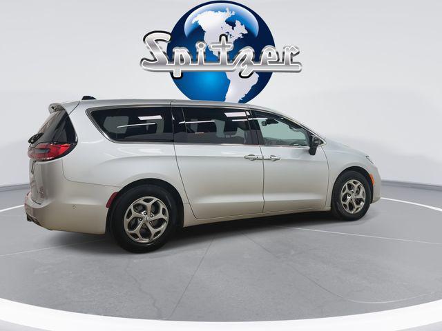 used 2024 Chrysler Pacifica car, priced at $32,350