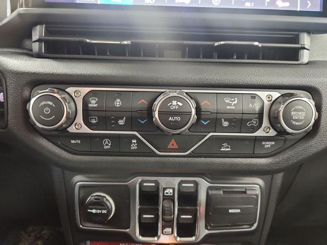 new 2026 Jeep Wrangler car, priced at $47,119