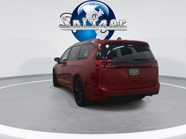 used 2025 Chrysler Pacifica car, priced at $34,750