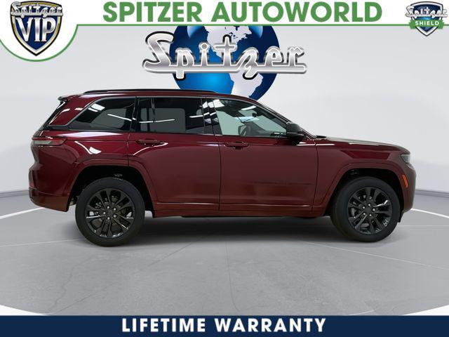 new 2026 Jeep Grand Cherokee car, priced at $45,217