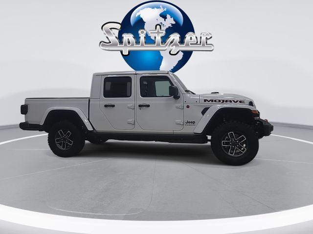 new 2026 Jeep Gladiator car, priced at $56,640