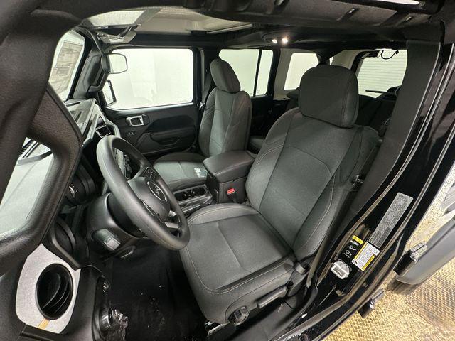 new 2026 Jeep Wrangler car, priced at $41,298