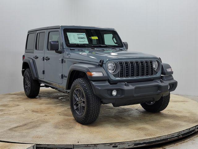 new 2026 Jeep Wrangler car, priced at $44,658
