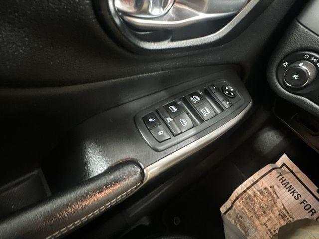 used 2021 Jeep Cherokee car, priced at $16,995