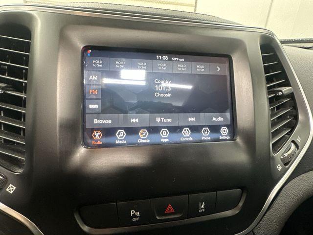 used 2021 Jeep Cherokee car, priced at $16,995