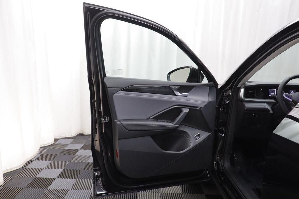 new 2026 Volkswagen Tiguan car, priced at $36,363