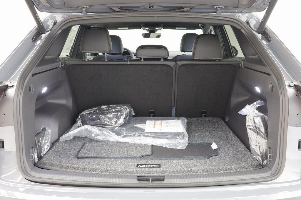 new 2026 Volkswagen Atlas Cross Sport car, priced at $45,038