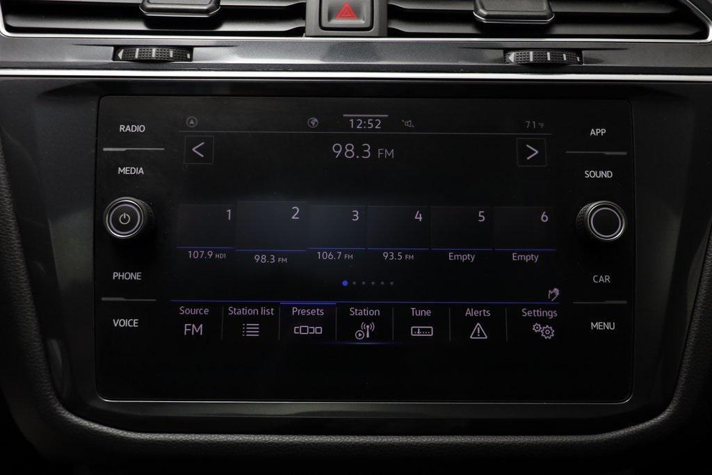 2021 Pure White Volkswagen Tiguan