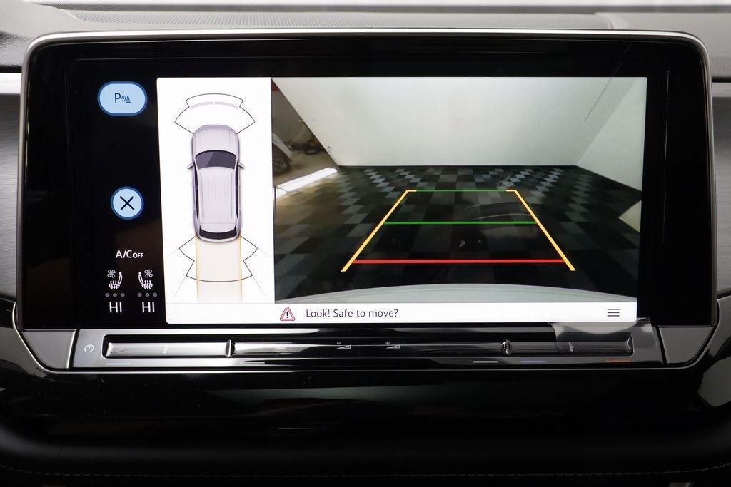 new 2026 Volkswagen Atlas Cross Sport car, priced at $44,843