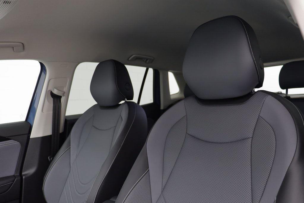 new 2025 Volkswagen Tiguan car, priced at $33,675