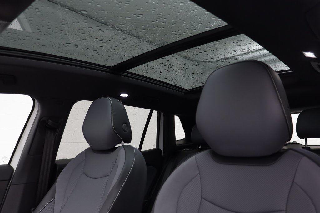 new 2025 Volkswagen Tiguan car, priced at $36,735