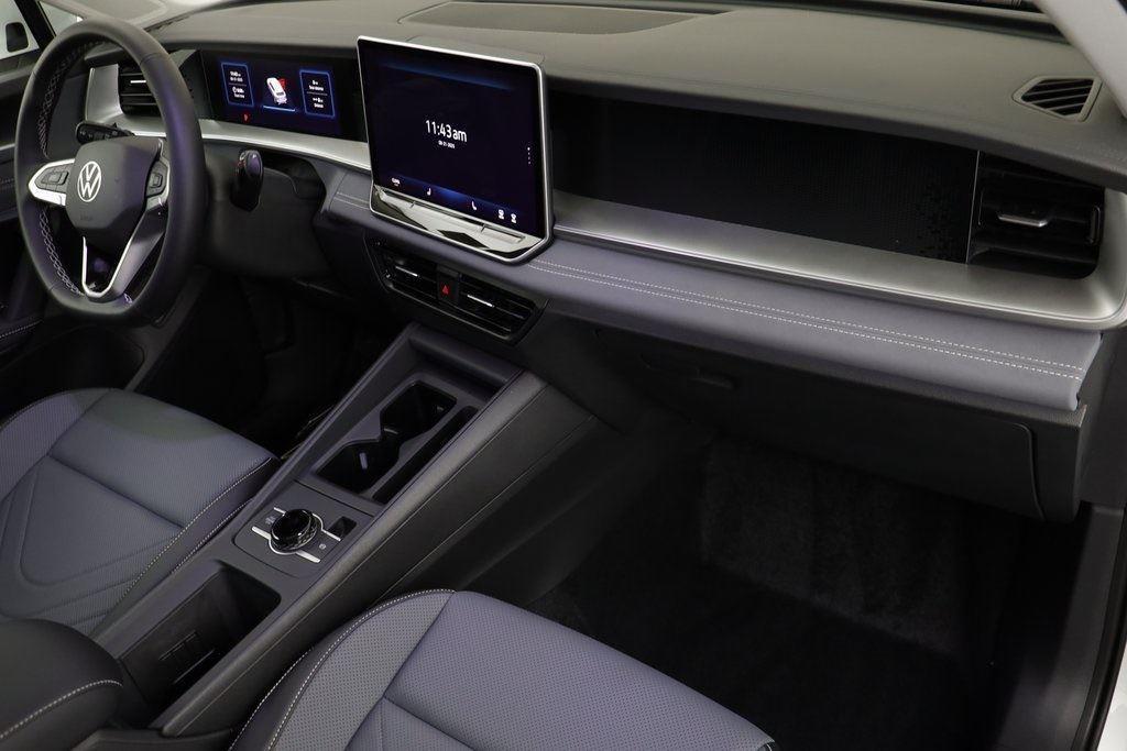 new 2025 Volkswagen Tiguan car, priced at $34,260