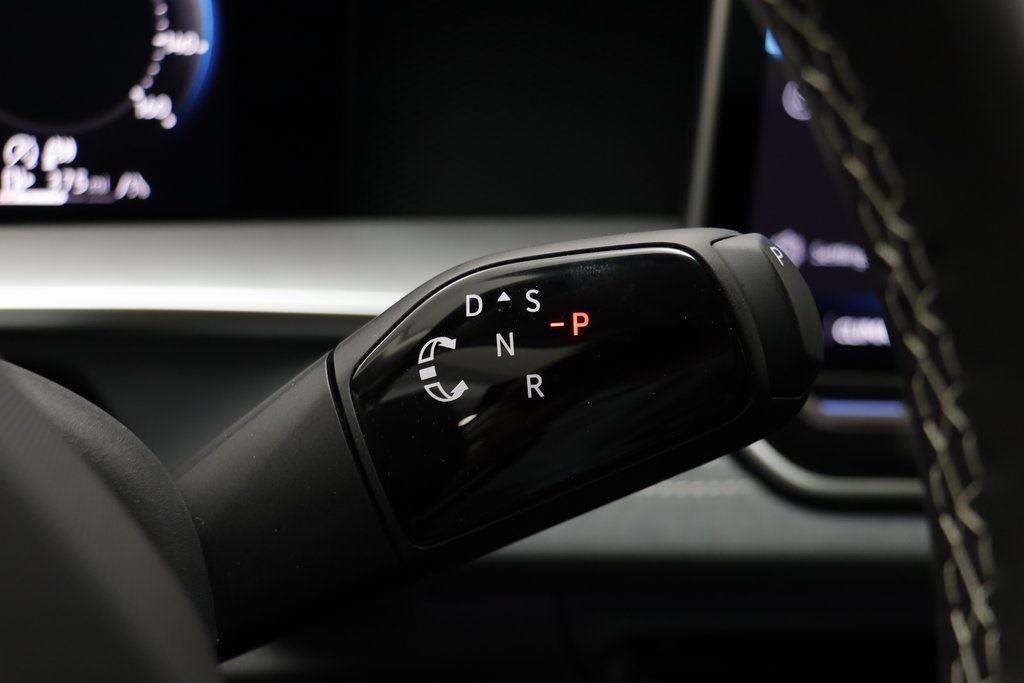 new 2025 Volkswagen Tiguan car, priced at $34,260