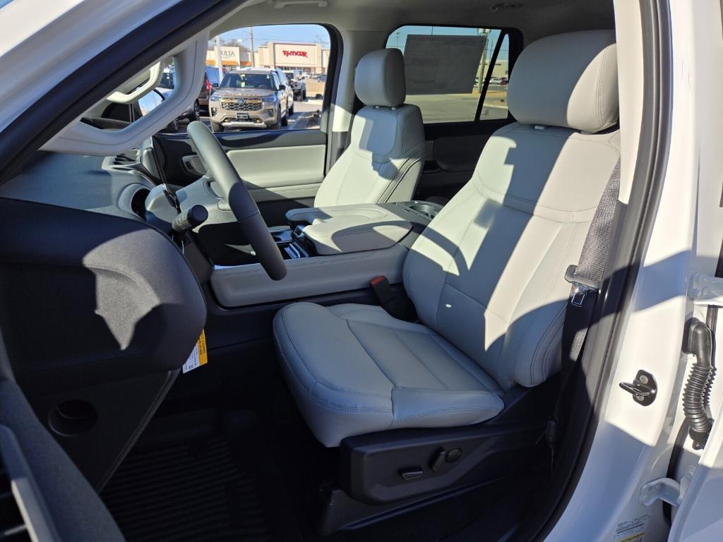 new 2026 Ford Expedition Max car, priced at $73,193