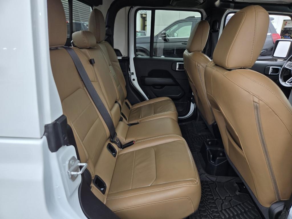 used 2021 Jeep Gladiator car, priced at $32,990