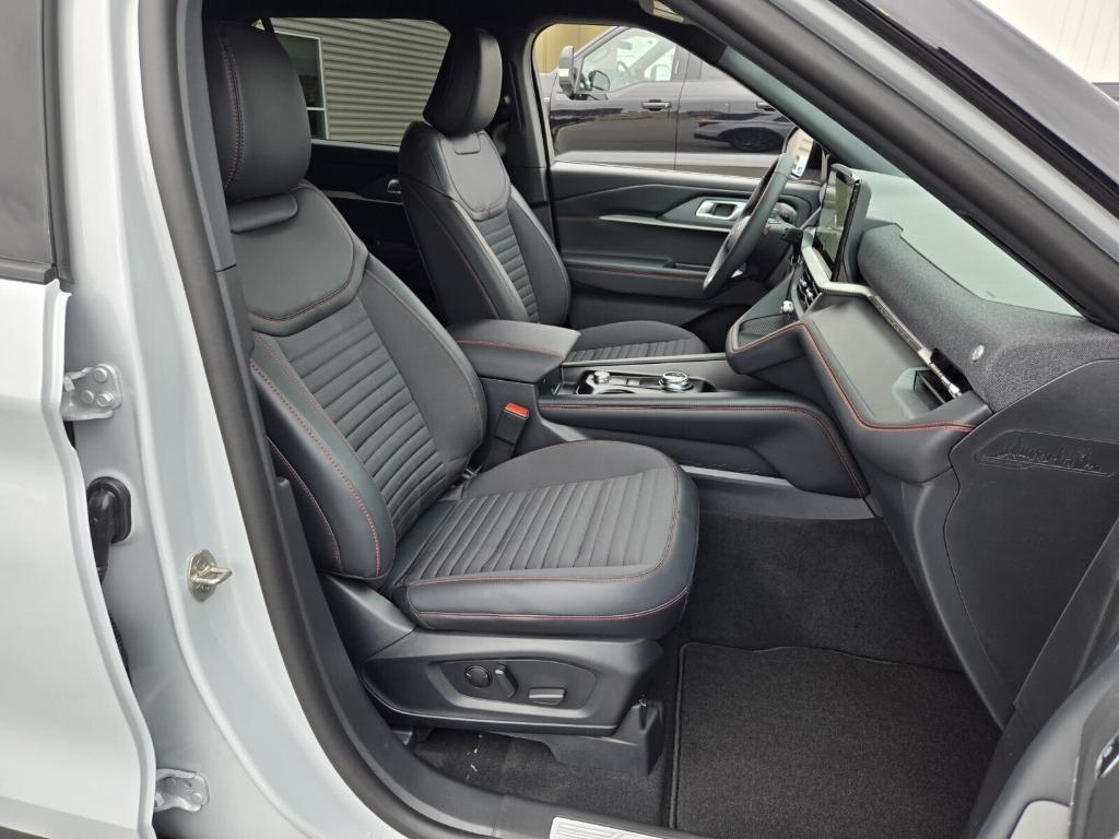 new 2026 Ford Explorer car, priced at $45,675