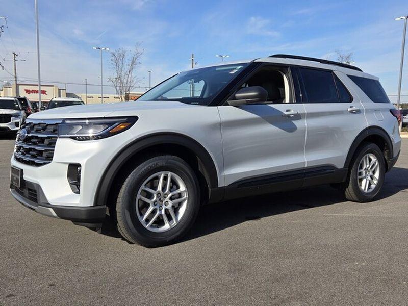 new 2026 Ford Explorer car, priced at $41,216