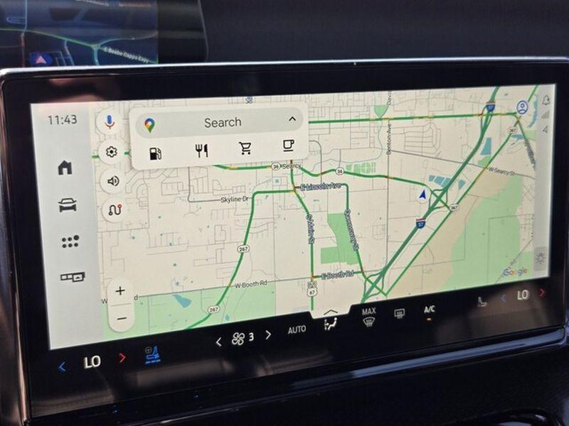 new 2025 Ford Expedition car, priced at $81,856