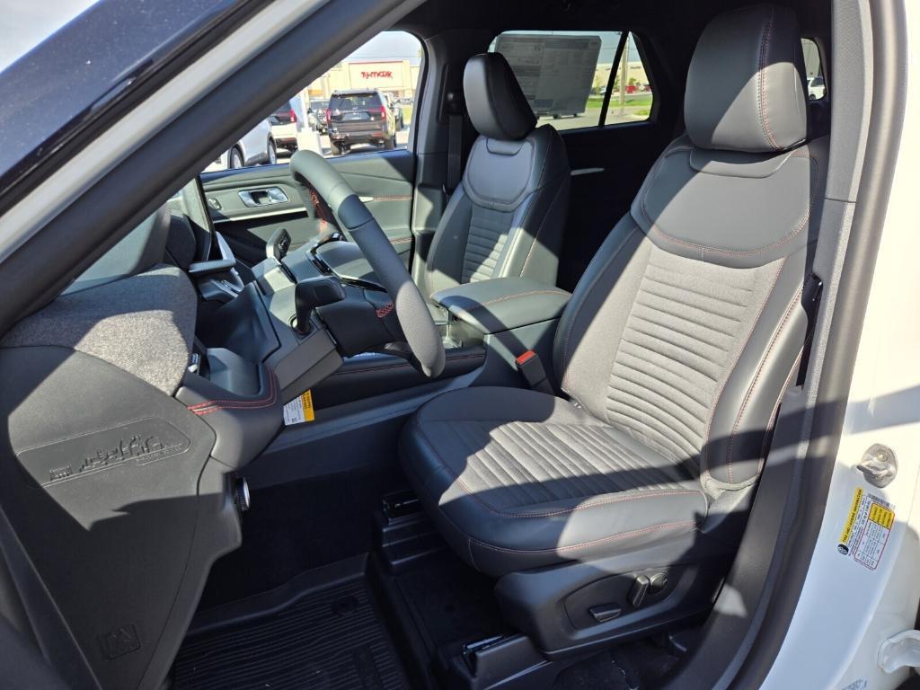 new 2025 Ford Explorer car, priced at $48,286