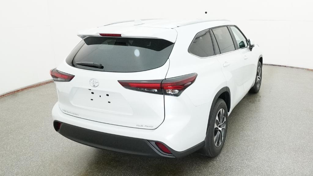 new 2026 Toyota Highlander car, priced at $50,006