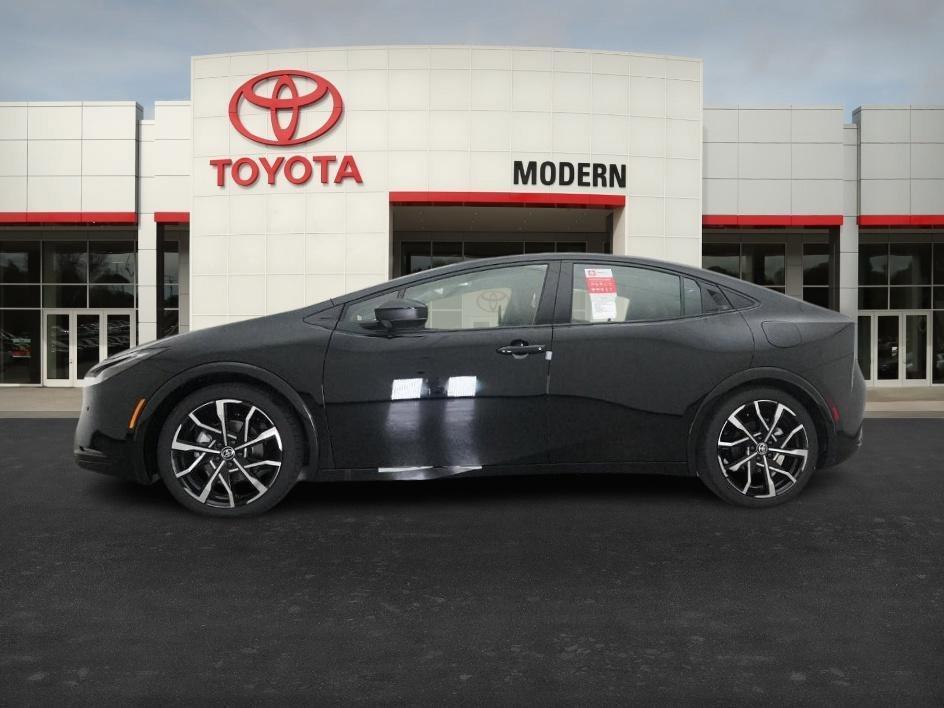new 2026 Toyota Prius Plug-In Hybrid car, priced at $41,817