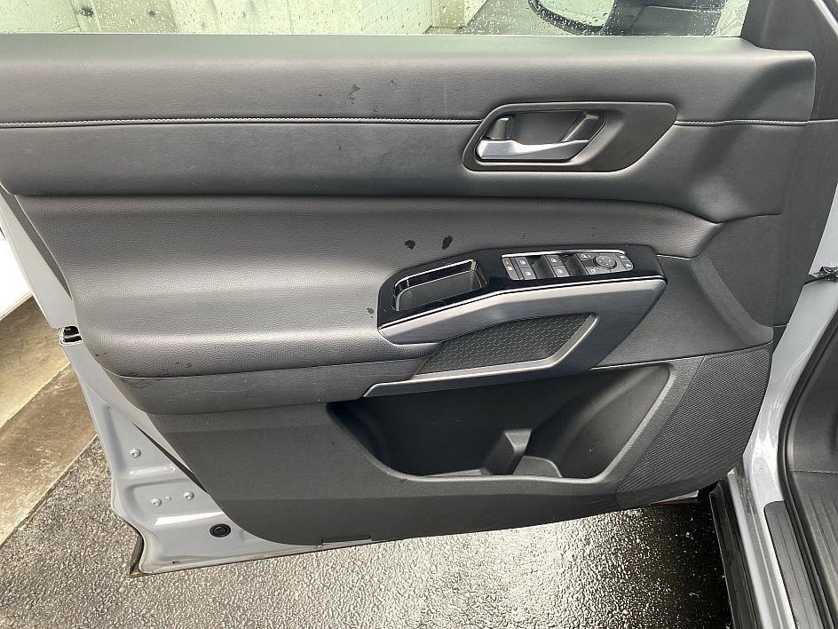 used 2024 Nissan Pathfinder car, priced at $29,998