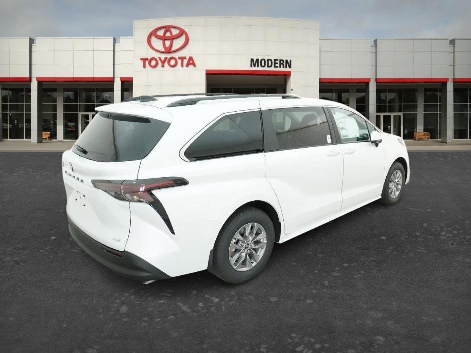new 2026 Toyota Sienna car, priced at $47,109