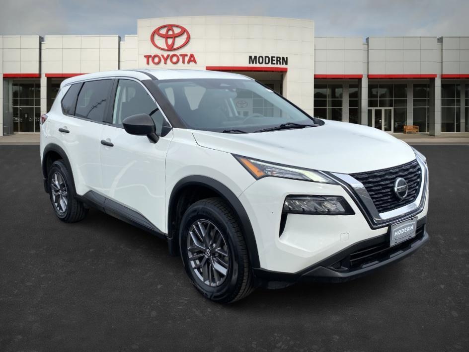 used 2021 Nissan Rogue car, priced at $13,952