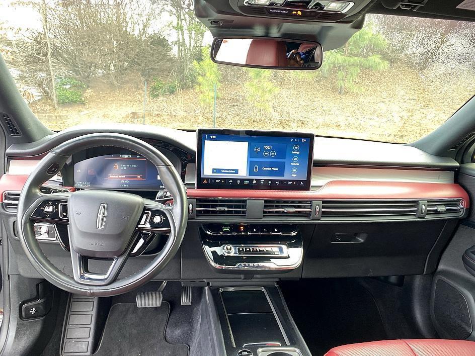 used 2023 Lincoln Corsair car, priced at $28,495