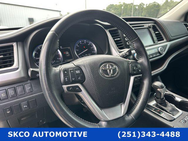 used 2017 Toyota Highlander car, priced at $19,650