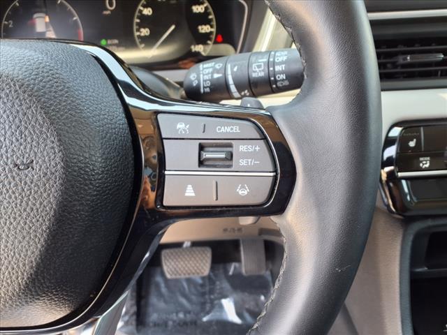 used 2023 Honda Pilot car, priced at $35,267