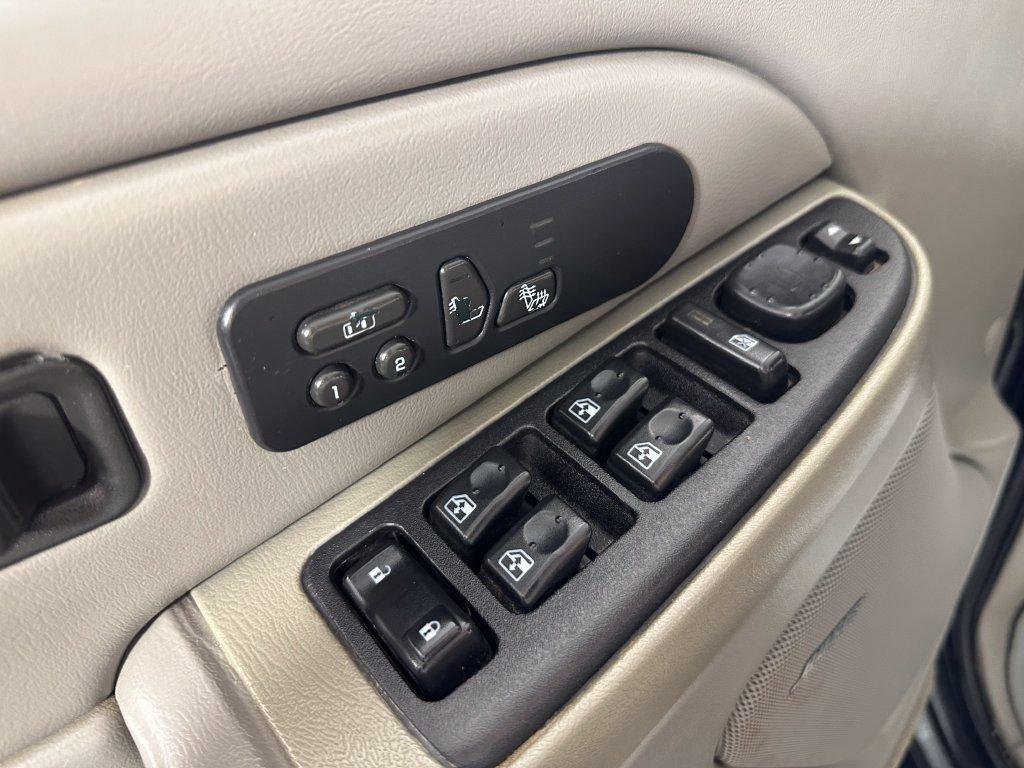 used 2004 Chevrolet Silverado 2500 car, priced at $12,000