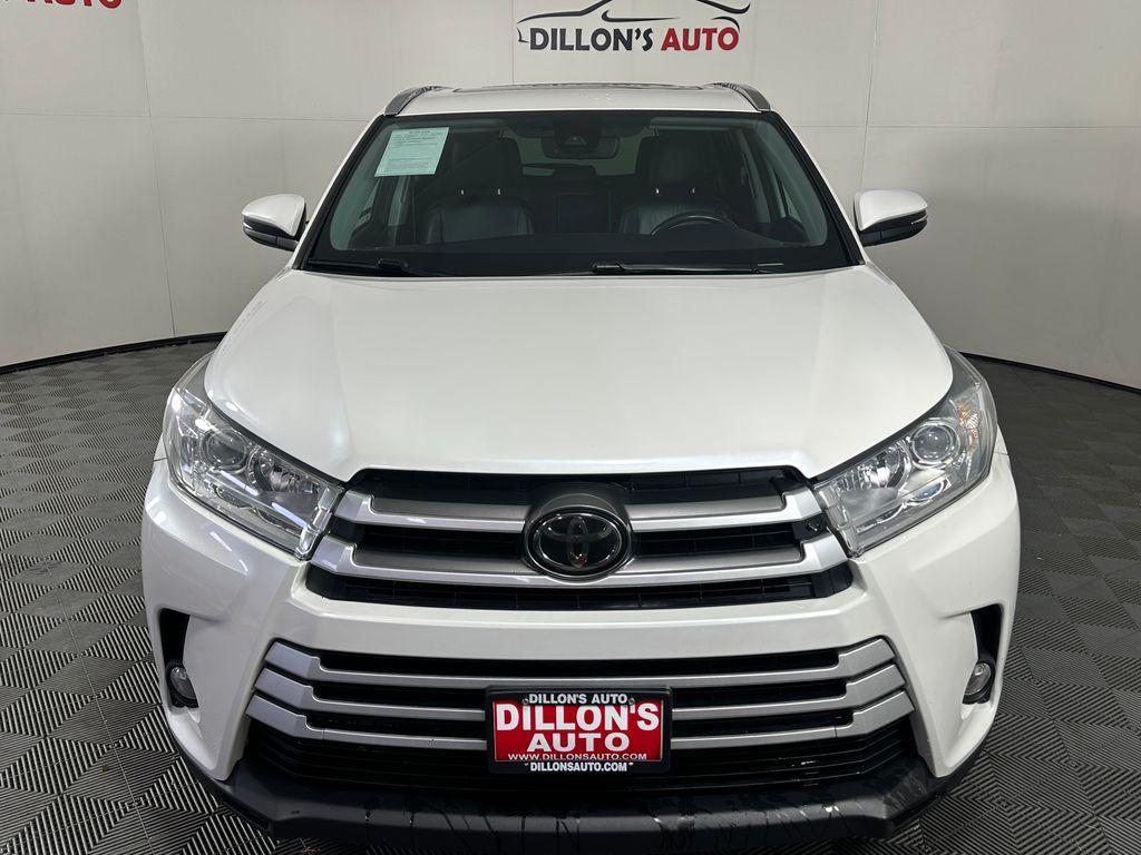 used 2018 Toyota Highlander car, priced at $18,490