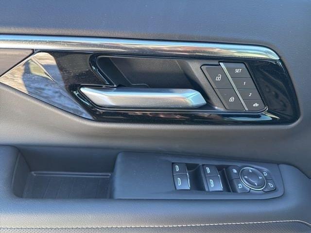 new 2026 Chevrolet Suburban car, priced at $81,485