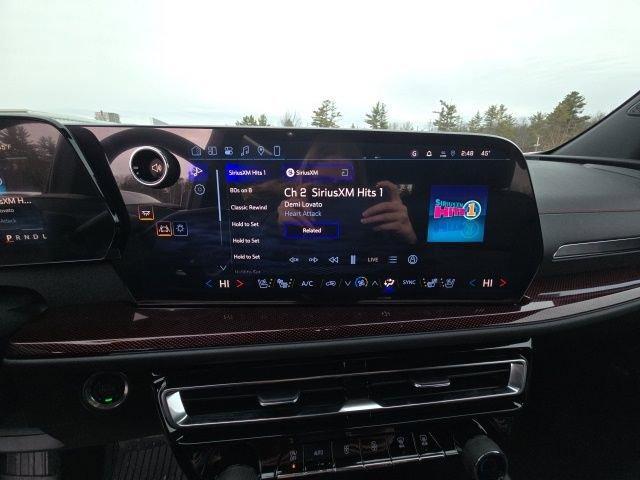 new 2026 Chevrolet Traverse car, priced at $55,320