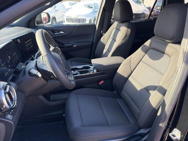 new 2026 Chevrolet Equinox car, priced at $31,610