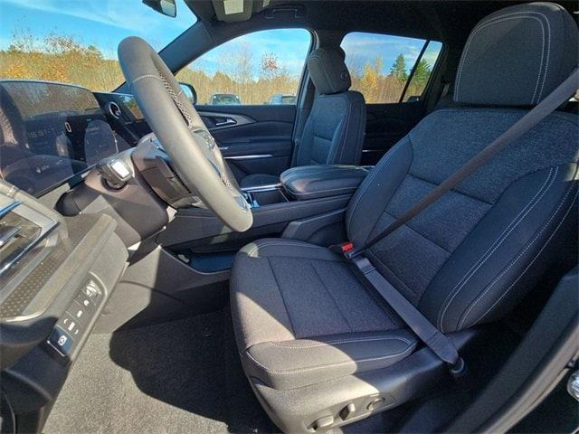 new 2026 Chevrolet Traverse car, priced at $45,480
