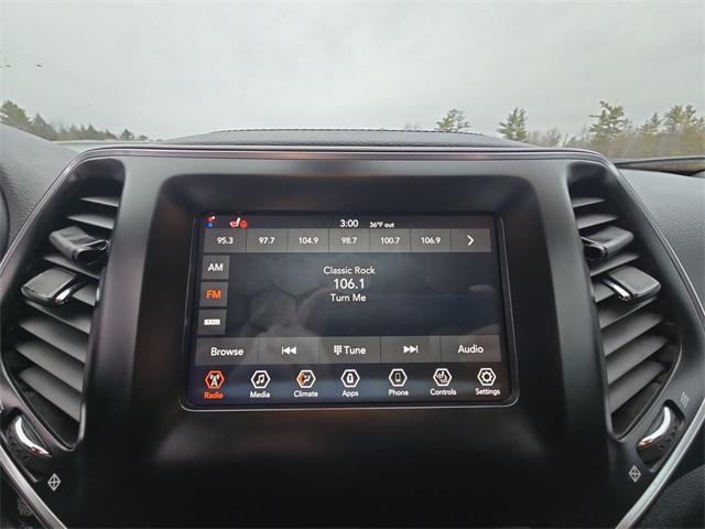 used 2019 Jeep Cherokee car, priced at $13,999