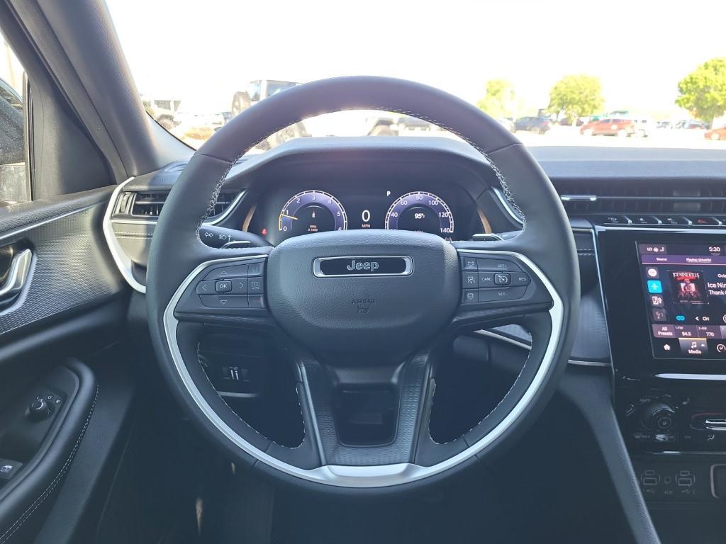 new 2025 Jeep Grand Cherokee L car, priced at $41,521