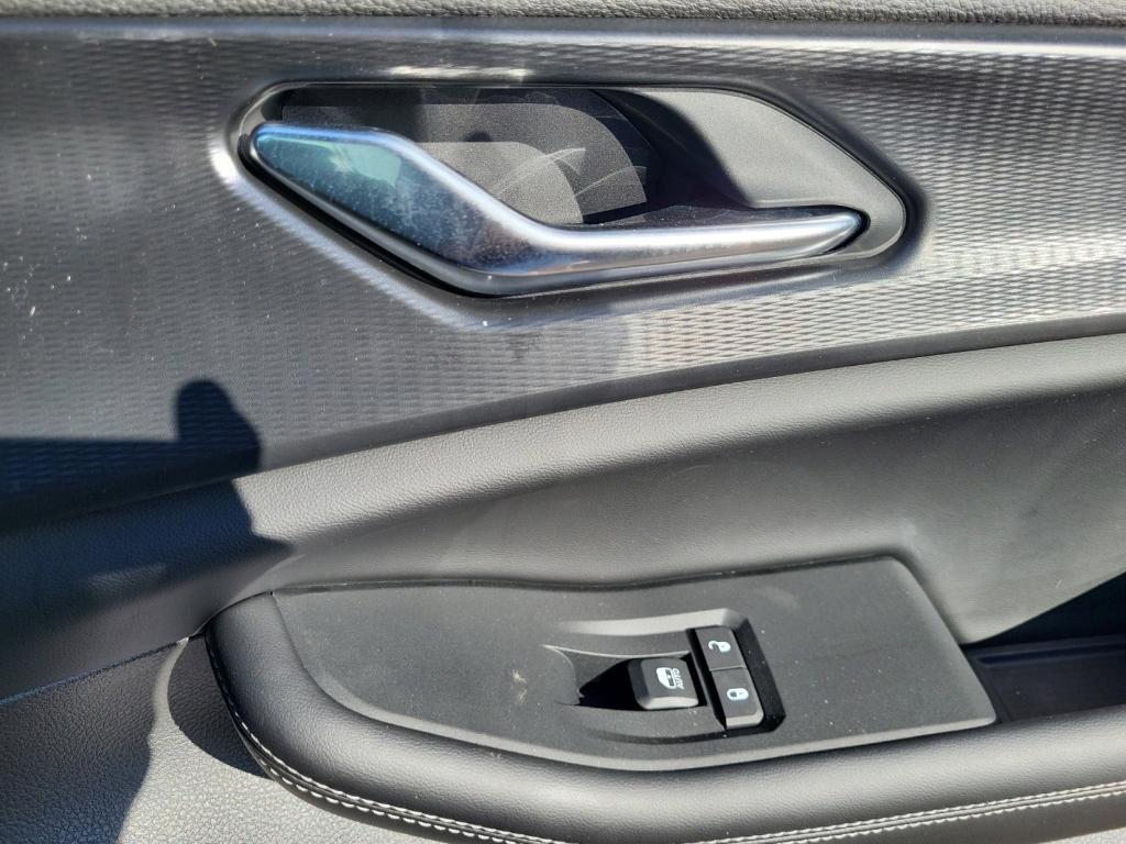 new 2025 Jeep Grand Cherokee L car, priced at $41,521