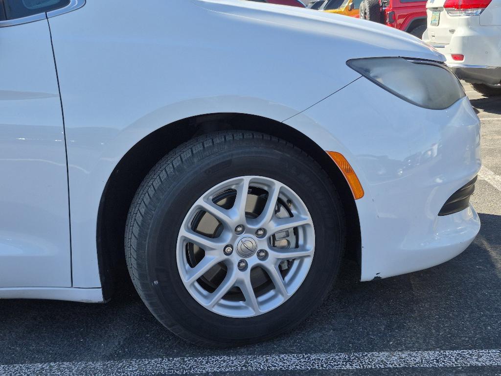 used 2017 Chrysler Pacifica car, priced at $12,597