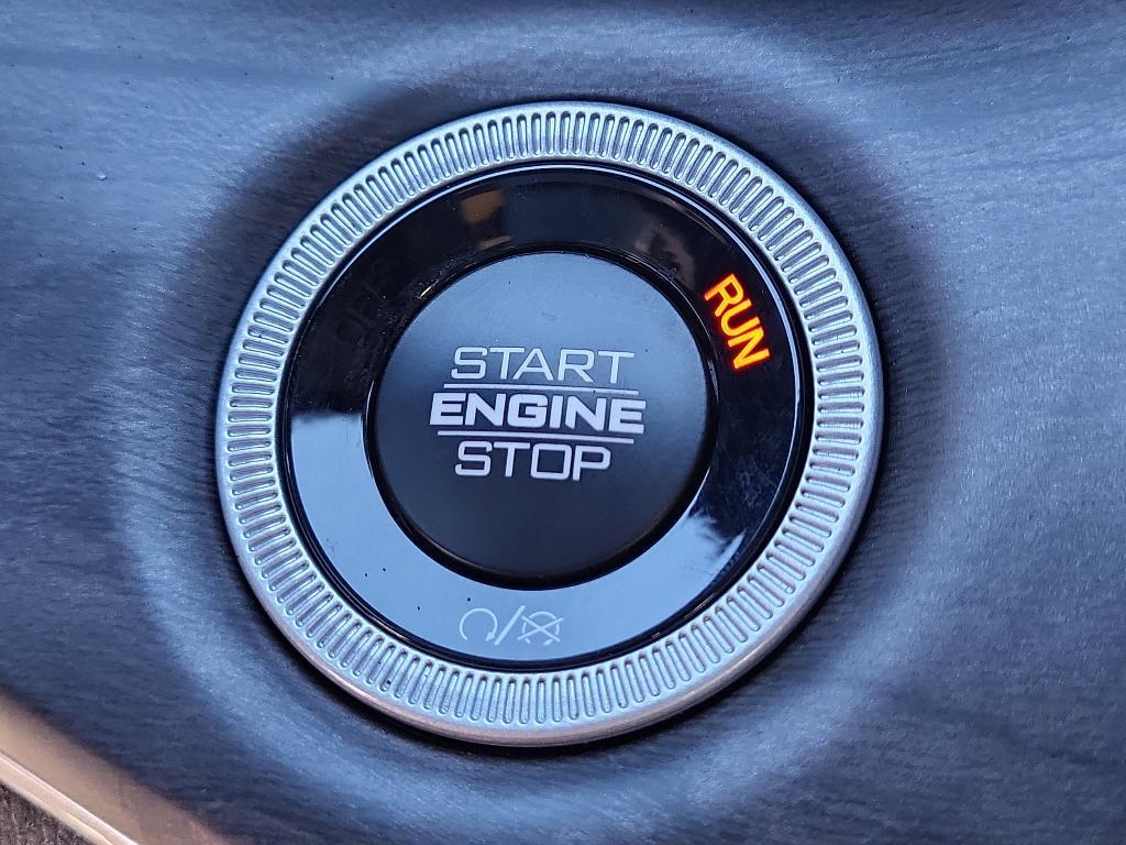 new 2025 Jeep Grand Cherokee car, priced at $43,366