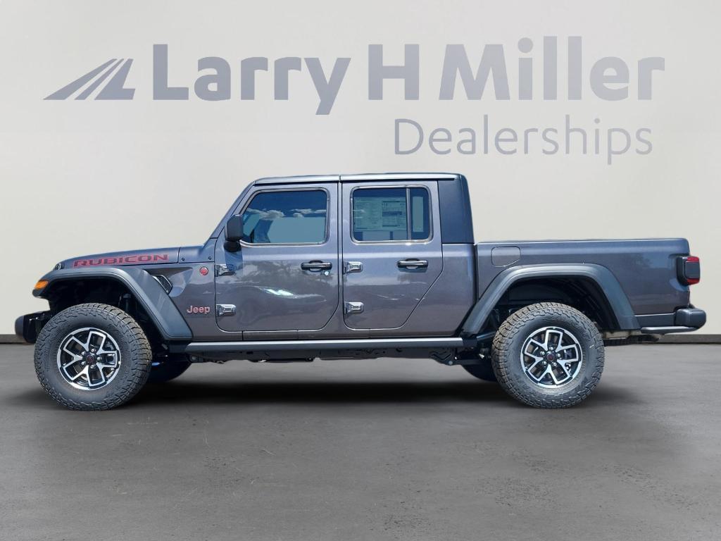 new 2025 Jeep Gladiator car, priced at $48,601