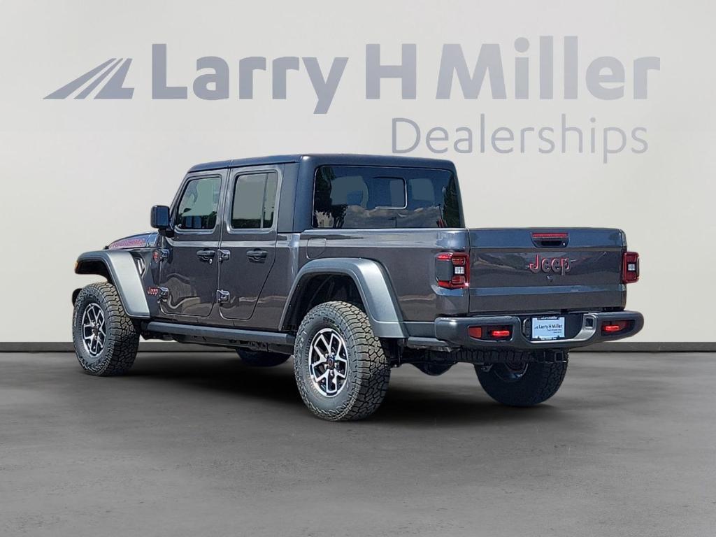 new 2025 Jeep Gladiator car, priced at $48,601