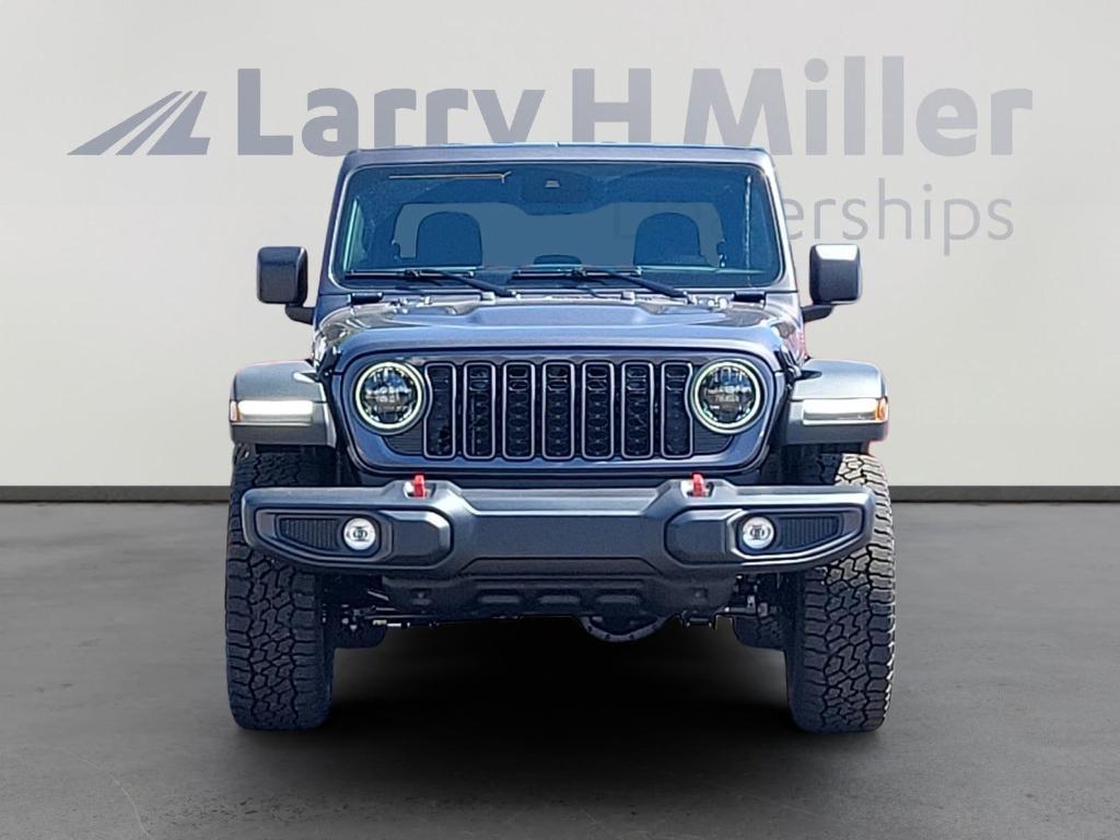 new 2025 Jeep Gladiator car, priced at $48,601
