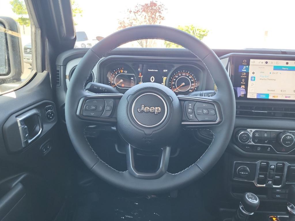 new 2025 Jeep Gladiator car, priced at $44,741