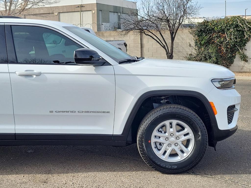 new 2025 Jeep Grand Cherokee car, priced at $36,671