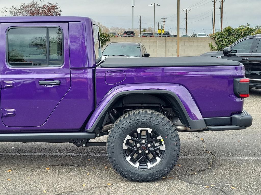 new 2026 Jeep Gladiator car, priced at $66,491